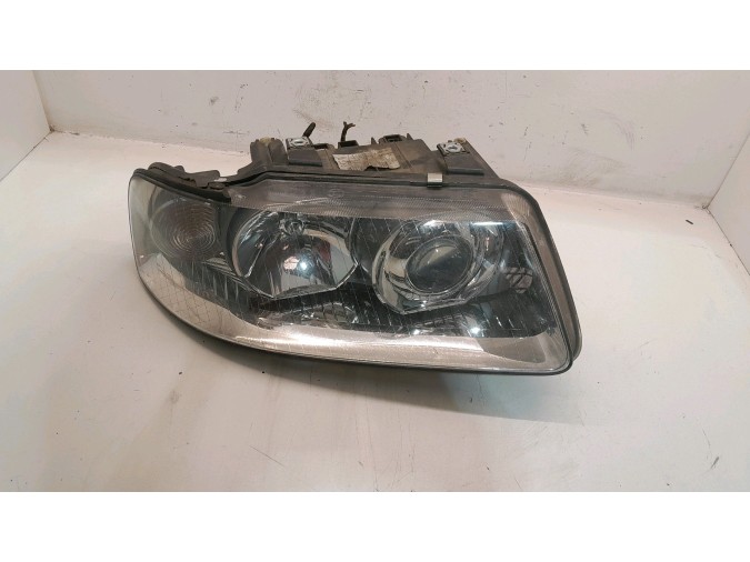 FARO DELANTERO DERECHO AUDI A3 2000