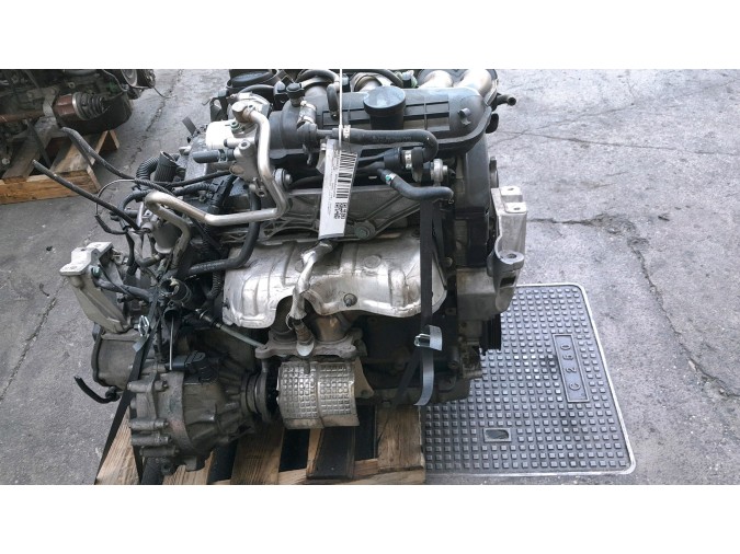 MOTOR CON ACCESORIOS Y CAJA DE CAMBIOS AUDI A3 2000