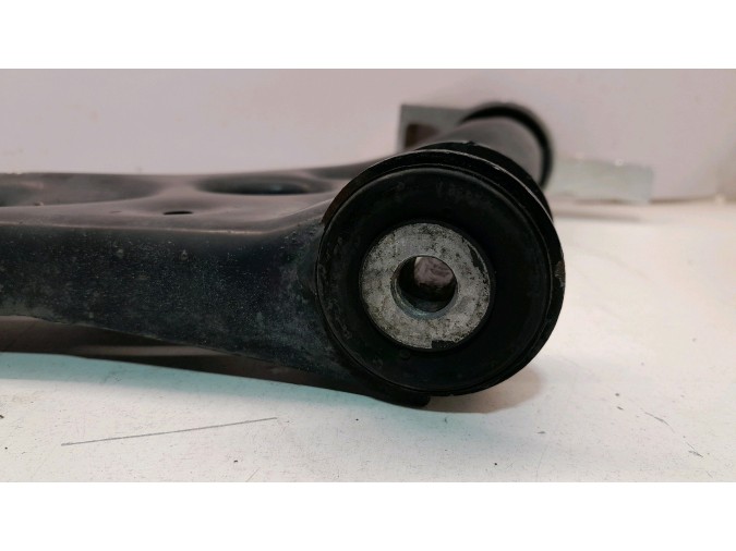 BRAZO SUSPENSION INFERIOR DELANTERO DERECHO AUDI A3 2010