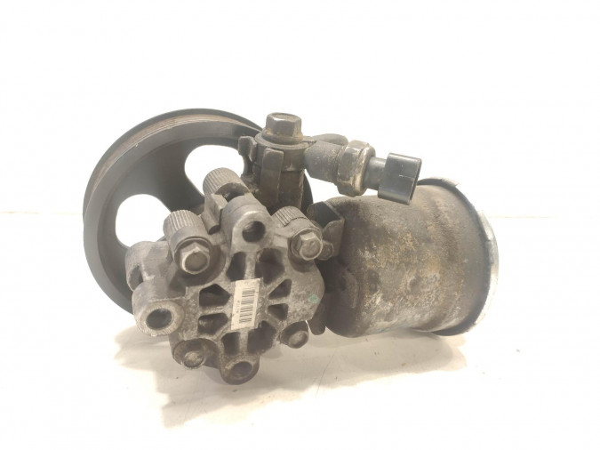 BOMBA SERVODIRECCION TOYOTA AVENSIS 2007
