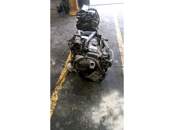 MOTOR CON ACCESORIOS Y CAJA DE CAMBIOS PEUGEOT 206 2001