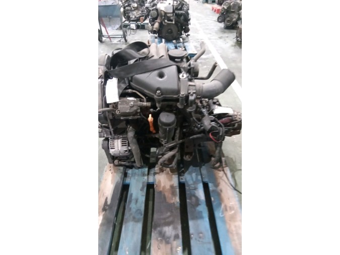 MOTOR CON ACCESORIOS Y CAJA DE CAMBIOS SEAT IBIZA 2000