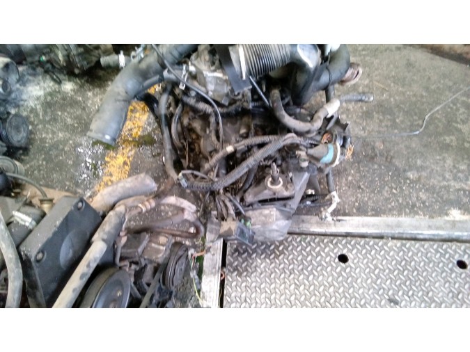 MOTOR CON ACCESORIOS Y CAJA DE CAMBIOS PEUGEOT 406 2000