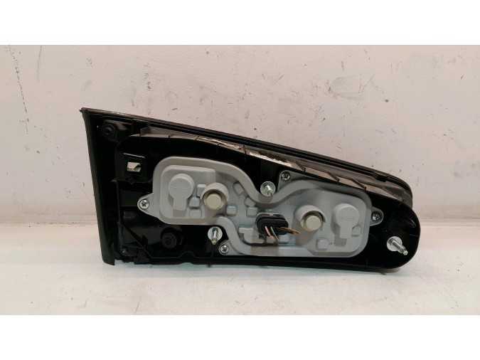 PILOTO TRASERO DERECHO FIAT TIPO 2019