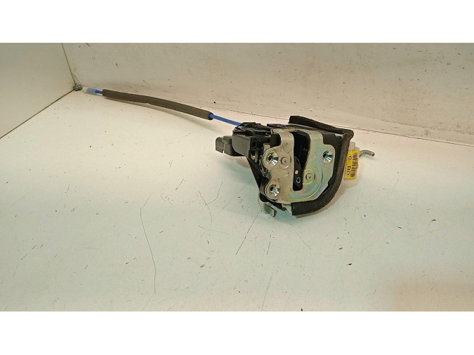 CERRADURA PUERTA TRASERA DERECHA KIA RIO 2015