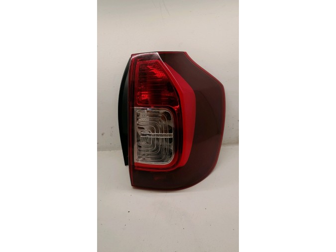 PILOTO TRASERO DERECHO DACIA LOGAN 2020
