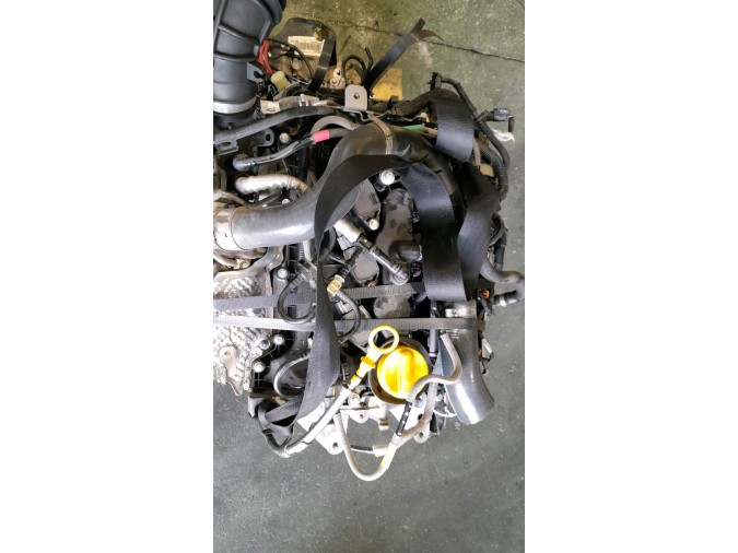MOTOR CON ACCESORIOS Y CAJA DE CAMBIOS DACIA LOGAN 2020