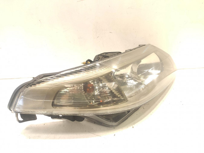 FARO DELANTERO DERECHO RENAULT LAGUNA 2002