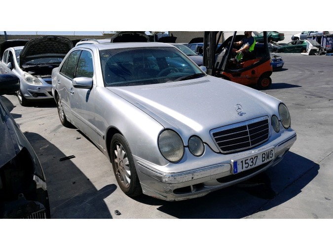 PINZA FRENO TRASERA DERECHA MERCEDES E 270 CDI 2001
