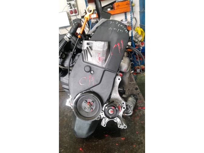 Motor VOLKSWAGEN POLO 2000