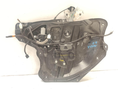 ELEVALUNAS DELANTERO DERECHO MAZDA 3 2018