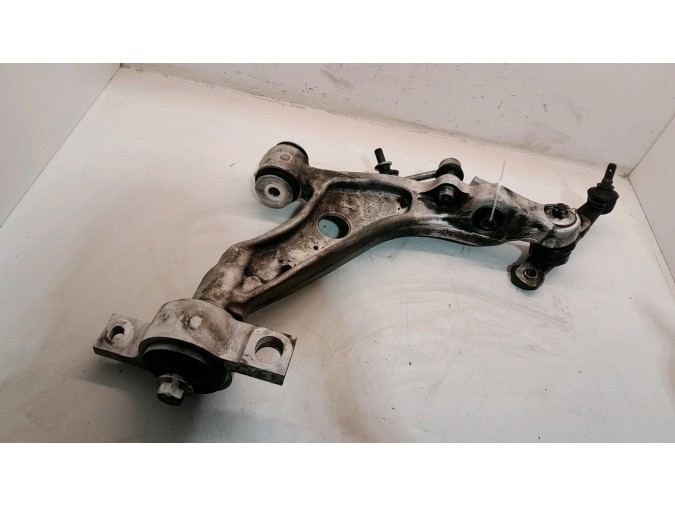 BRAZO SUSPENSION INFERIOR DELANTERO DERECHO LEXUS IS 300H 2018