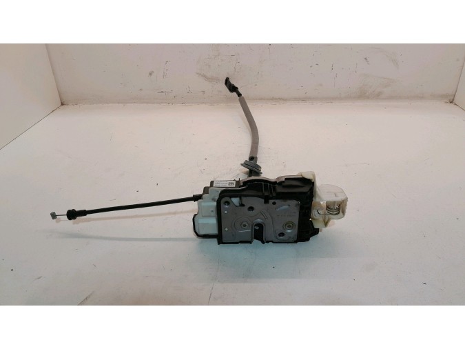CERRADURA PUERTA TRASERA DERECHA VOLVO V40 2013