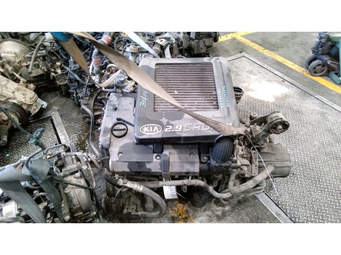 MOTOR CON ACCESORIOS Y CAJA DE CAMBIOS KIA CARNIVAL 2005