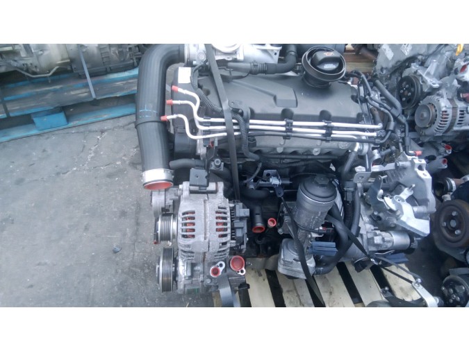 MOTOR CON ACCESORIOS Y CAJA DE CAMBIOS VOLKSWAGEN GOLF 2005