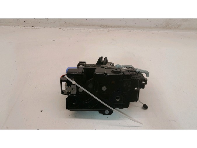 CERRADURA PUERTA TRASERA DERECHA VOLKSWAGEN TOURAN 2006