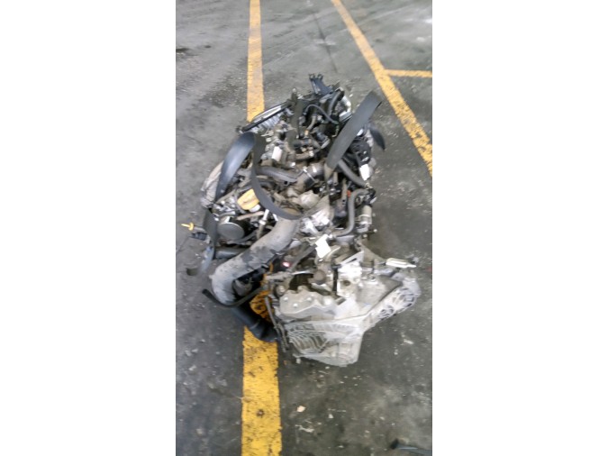 MOTOR CON ACCESORIOS SIN CAJA DE CAMBIOS LANCIA DELTA III 2011