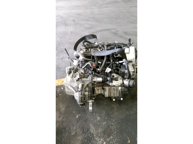 MOTOR CON ACCESORIOS SIN CAJA DE CAMBIOS LANCIA DELTA III 2011