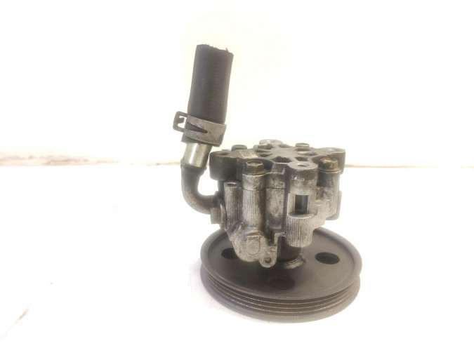 BOMBA SERVODIRECCION CHRYSLER VOYAGER 2004