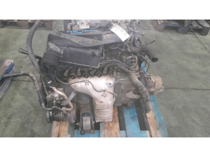 MOTOR CON ACCESORIOS Y CAJA DE CAMBIOS HYUNDAI ATOS