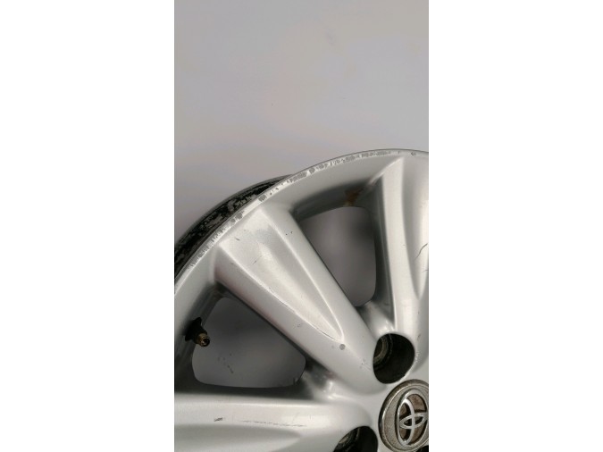 LLANTA SO TOYOTA YARIS 2010
