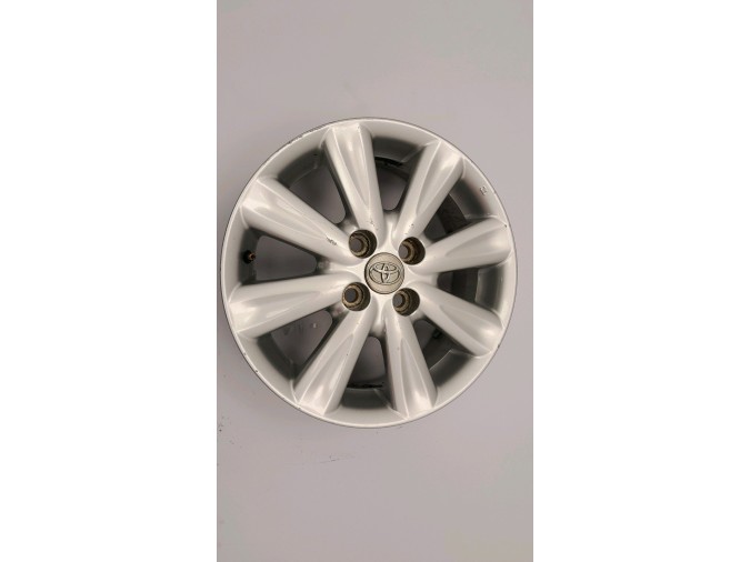 LLANTA SO TOYOTA YARIS 2010