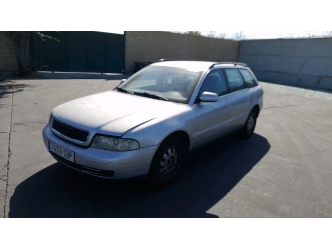 CAPOT AUDI A4 2000