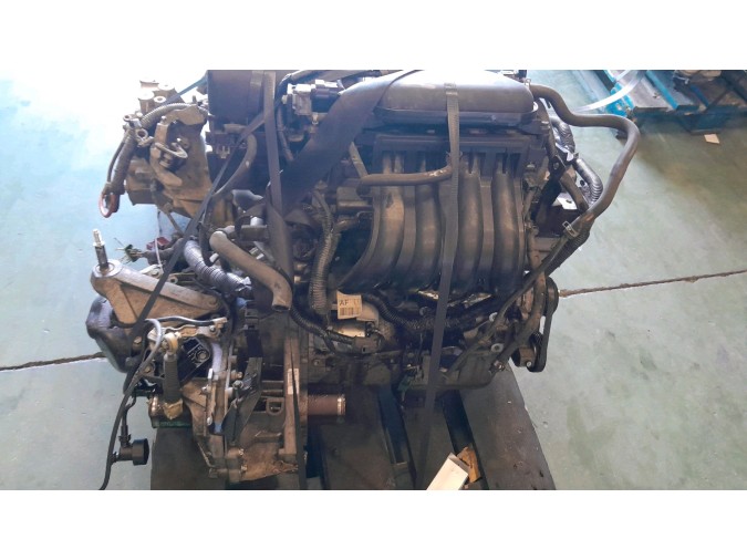 MOTOR CON ACCESORIOS Y CAJA DE CAMBIOS NISSAN MICRA 2008