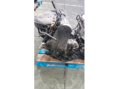 MOTOR CON ACCESORIOS Y CAJA DE CAMBIOS SEAT CORDOBA 2000