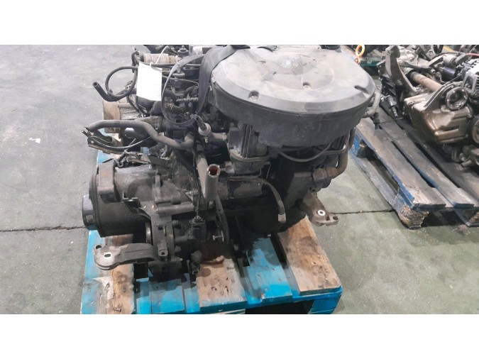 MOTOR CON ACCESORIOS Y CAJA DE CAMBIOS SEAT CORDOBA 2000
