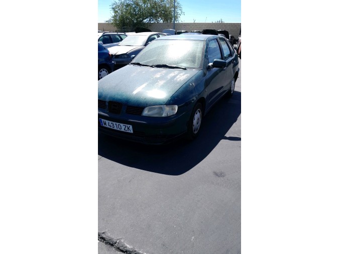 MANDO ELEVALUNAS DELANTERO DERECHO SEAT CORDOBA 2000