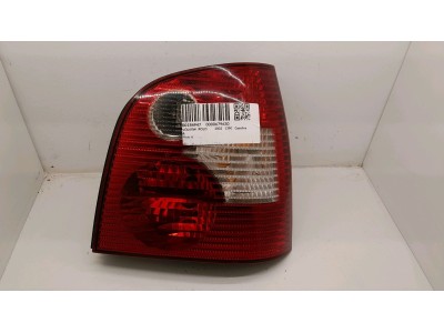 PILOTO TRASERO DERECHO VOLKSWAGEN POLO 2002