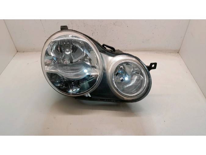 FARO DELANTERO DERECHO VOLKSWAGEN POLO 2002