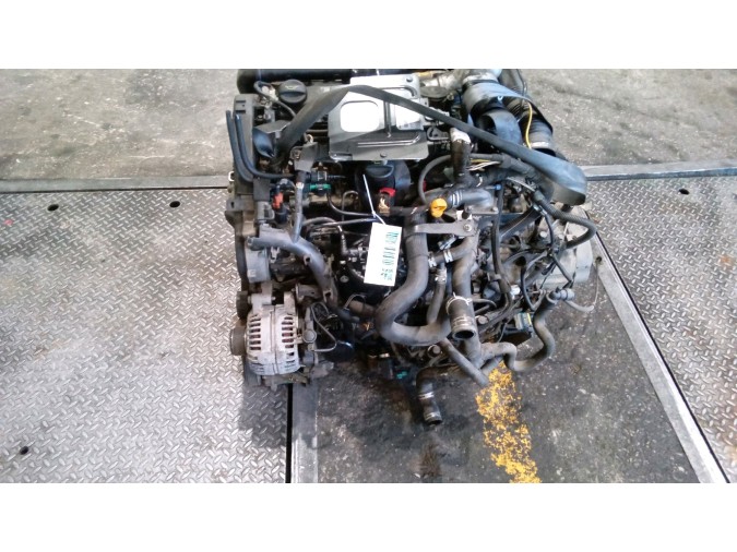 MOTOR CON ACCESORIOS Y CAJA DE CAMBIOS PEUGEOT 307 2004