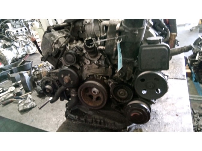 MOTOR CON ACCESORIOS Y CAJA DE CAMBIOS MERCEDES S 320