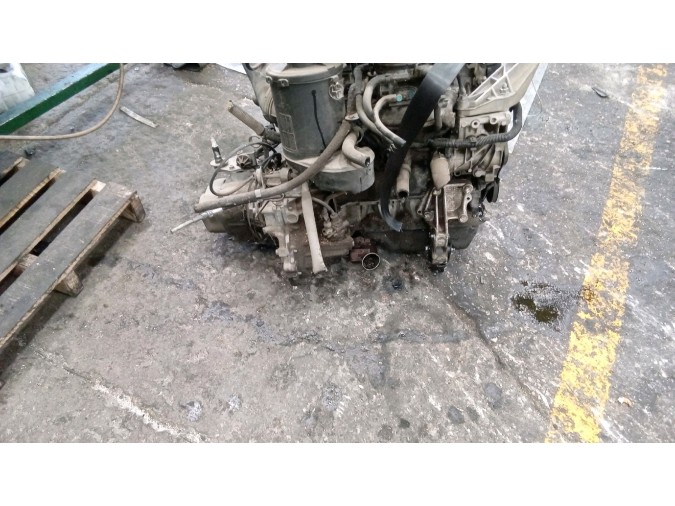 MOTOR CON ACCESORIOS SIN CAJA DE CAMBIOS CITROEN ZX 1995
