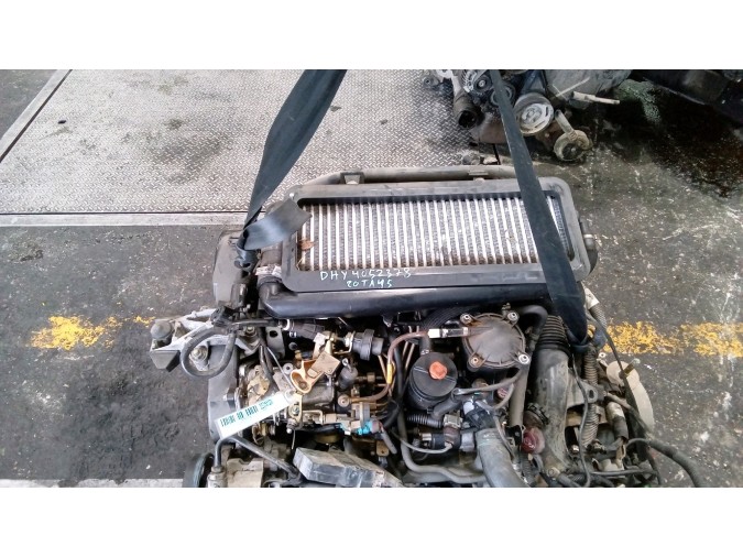 MOTOR CON ACCESORIOS Y CAJA DE CAMBIOS CITROEN XSARA 1998