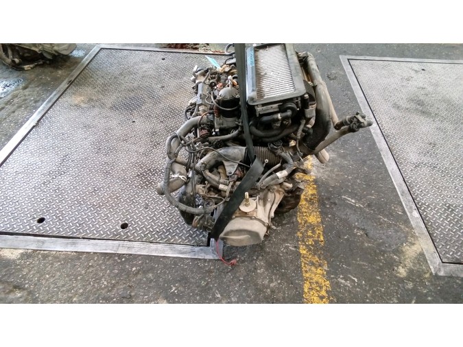 MOTOR CON ACCESORIOS Y CAJA DE CAMBIOS CITROEN XSARA 1998