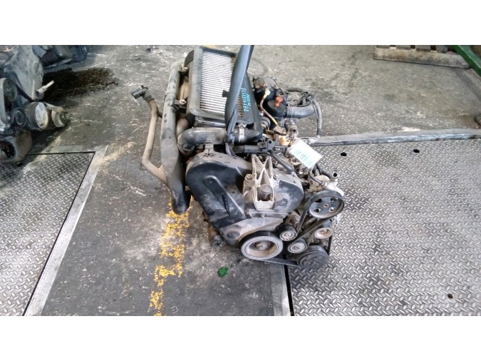 MOTOR CON ACCESORIOS Y CAJA DE CAMBIOS CITROEN XSARA 1998