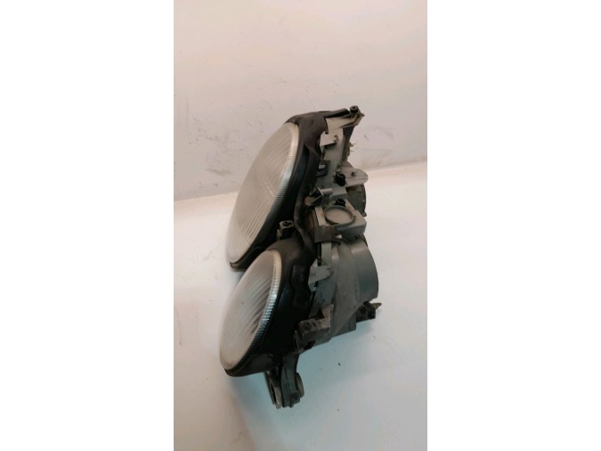 FARO DELANTERO DERECHO MERCEDES CLK 200 KOMPRESSOR 2001