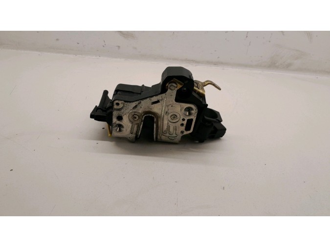 cerradura puerta delantera izquierda MERCEDES CLK 200 KOMPRESSOR 2001
