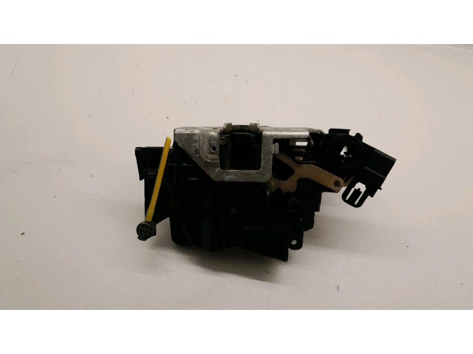 cerradura puerta delantera izquierda MERCEDES CLK 200 KOMPRESSOR 2001