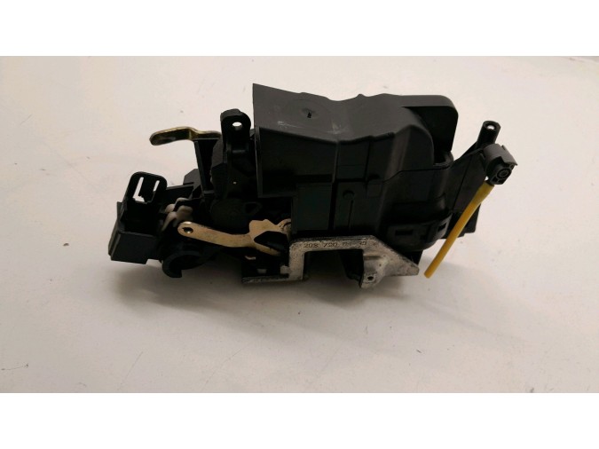cerradura puerta delantera izquierda MERCEDES CLK 200 KOMPRESSOR 2001