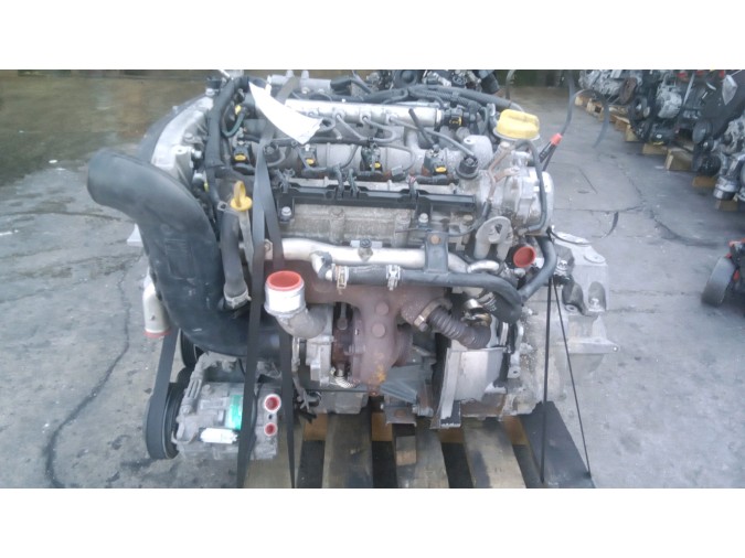 MOTOR CON ACCESORIOS Y CAJA DE CAMBIOS SAAB 9-3 2006