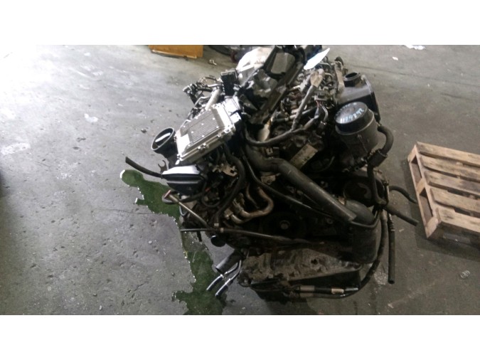 MOTOR CON ACCESORIOS Y CAJA DE CAMBIOS MERCEDES R 350 CDI 4MATIC 2012