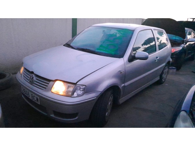 ELEVALUNAS DELANTERO DERECHO VOLKSWAGEN POLO 2000