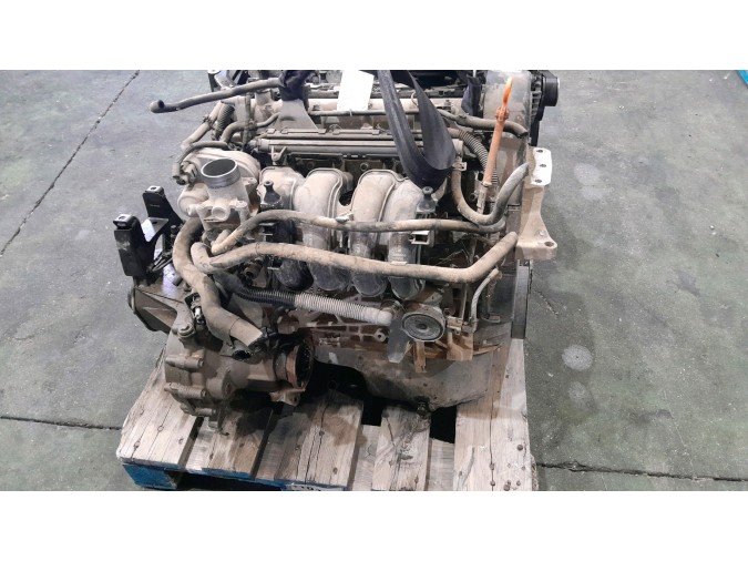 MOTOR CON ACCESORIOS Y CAJA DE CAMBIOS SEAT IBIZA 2003