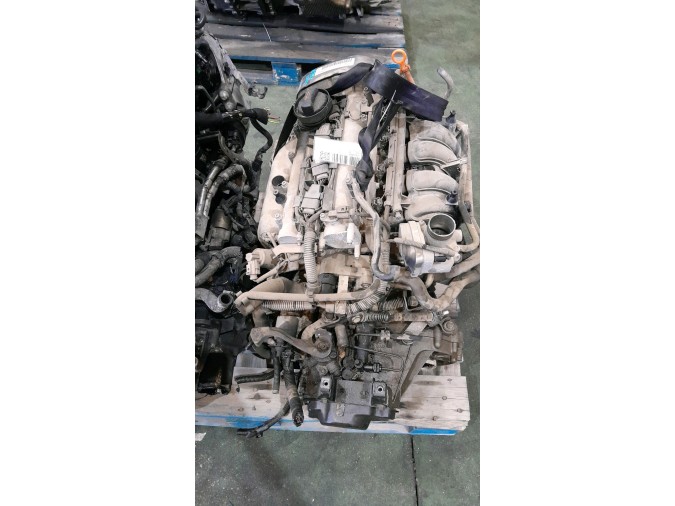 MOTOR CON ACCESORIOS Y CAJA DE CAMBIOS SEAT IBIZA 2003