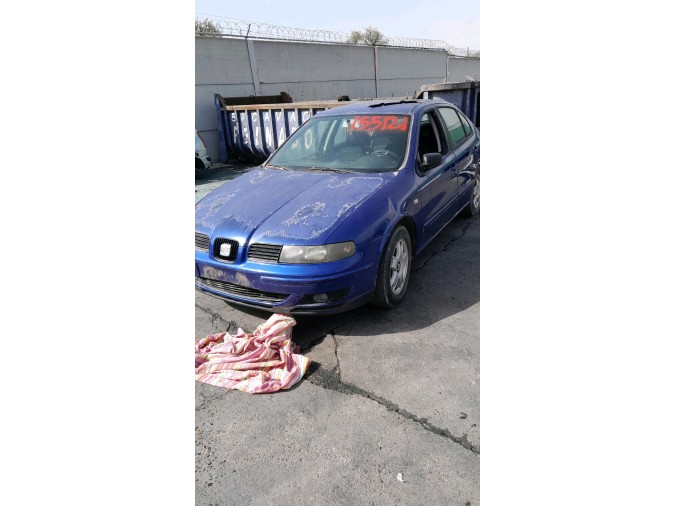 MANDO ELEVALUNAS DELANTERO DERECHO SEAT LEON 2001