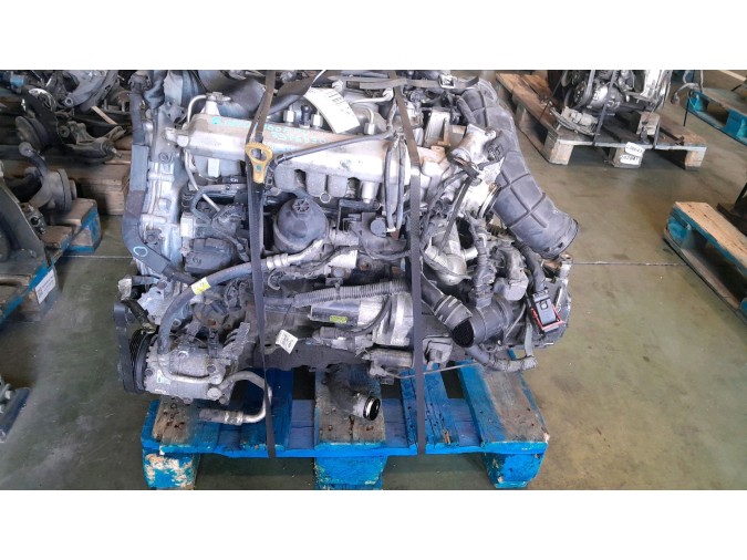 MOTOR CON ACCESORIOS Y CAJA DE CAMBIOS HYUNDAI I20 2012